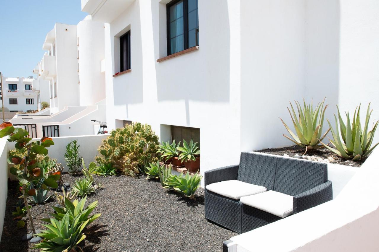 Surf Dream Surfhouse Vandrarhem Corralejo Exteriör bild