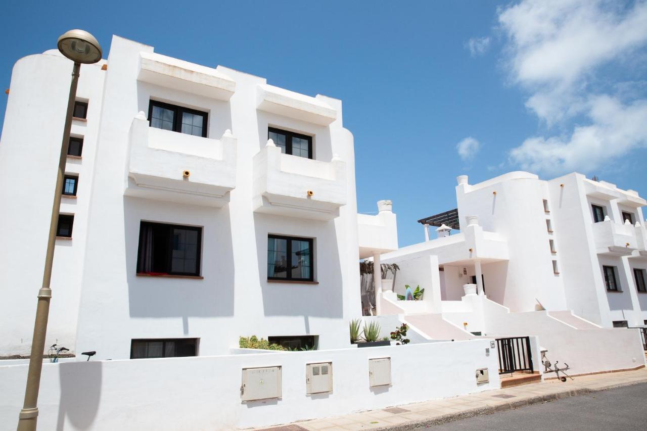 Surf Dream Surfhouse Vandrarhem Corralejo Exteriör bild